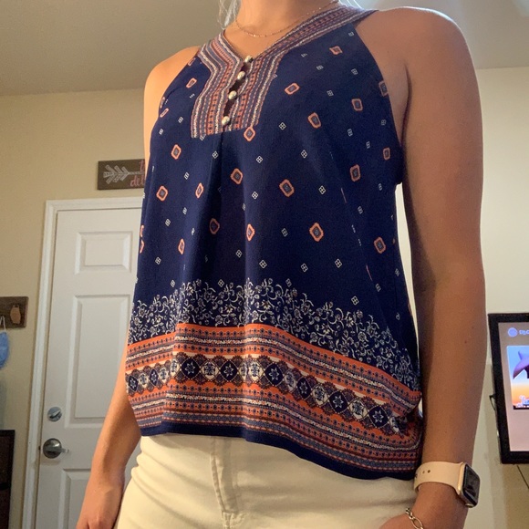 Blue pattern top - Picture 7 of 8